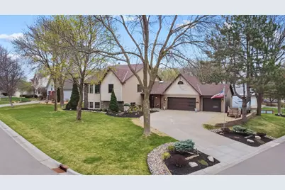 12481 88th Place N, Maple Grove, MN 55369 - Photo 1