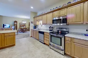 1614 Thunderbird Rd, Marshall, MN 56258 - Photo 8