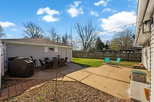 8301 Irving Ave S, Bloomington, MN 55431 - Photo 18