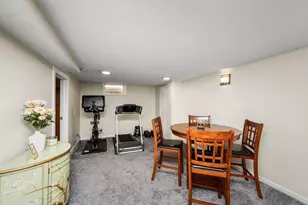 8301 Irving Ave S, Bloomington, MN 55431 - Photo 14