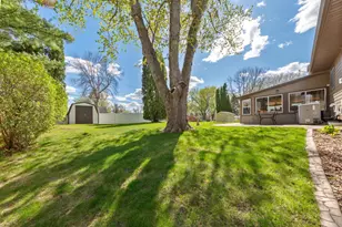555 13th St NE, Owatonna, MN 55060 - Photo 32