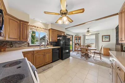 555 13th Street NE, Owatonna, MN 55060 - Photo 8