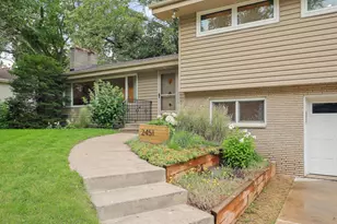 2451 Holton St, Roseville, MN 55113 - Photo 4