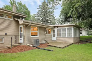 2451 Holton St, Roseville, MN 55113 - Photo 34