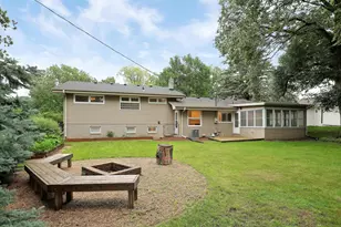 2451 Holton St, Roseville, MN 55113 - Photo 36