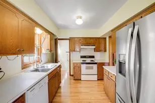 4200 Beard Ave N, Robbinsdale, MN 55422 - Photo 14