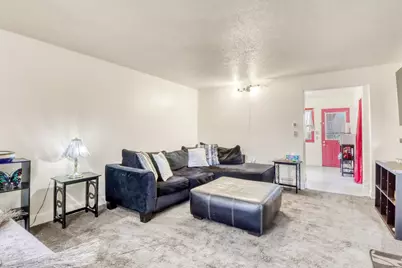 306 21 Street S, Fargo,  58103 - Photo 2