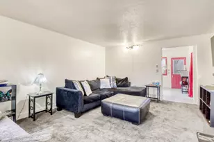 306 21st St S, Fargo,  58103 - Photo 2