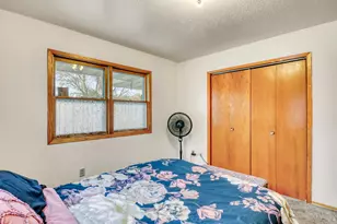 306 21st St S, Fargo,  58103 - Photo 8