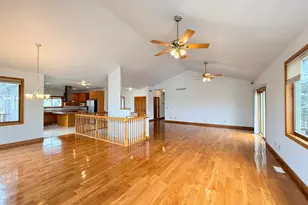 676 12th Ave NW, New Brighton, MN 55112 - Photo 16