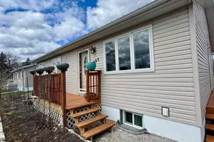 305 Lincoln St SE, Warroad, MN 56763 - Photo 2