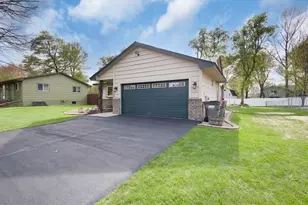 23086 Ivywood St NW, Saint Francis, MN 55070 - Photo 2