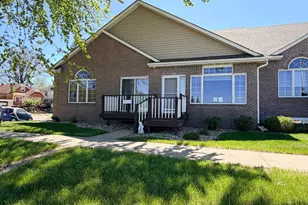 726 3rd Ave, Worthington, MN 56187 - Photo 2