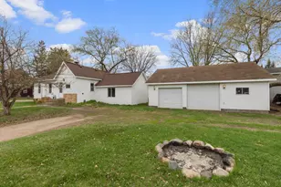 1123 K St NE, Brainerd, MN 56401 - Photo 2