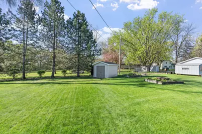 616 Elm Avenue SE, Montgomery, MN 56069 - Photo 6