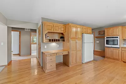 616 Elm Avenue SE, Montgomery, MN 56069 - Photo 12