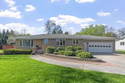 616 Elm Avenue SE, Montgomery, MN 56069 - Photo 2