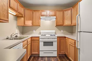 208 E Orchard St, Belle Plaine, MN 56011 - Photo 10