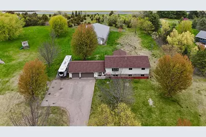508 Little Orchard Road, Hudson, WI 54016 - Photo 2