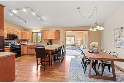 508 Little Orchard Road, Hudson, WI 54016 - Photo 4