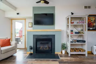 240 Spring St, Saint Paul, MN 55102 - Photo 10