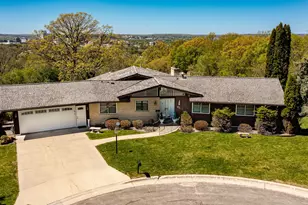 1607 Wilshire Ct NE, Rochester, MN 55906 - Photo 1