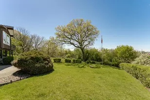 1607 Wilshire Ct NE, Rochester, MN 55906 - Photo 18