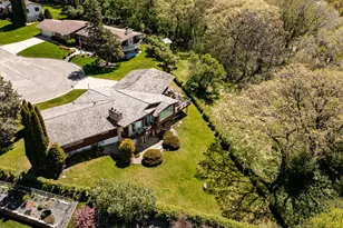 1607 Wilshire Ct NE, Rochester, MN 55906 - Photo 4