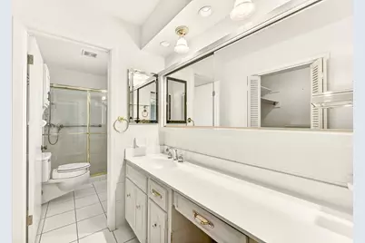 1607 Wilshire Court NE, Rochester, MN 55906 - Photo 38