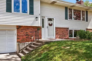 11213 River Hills Dr, Burnsville, MN 55337 - Photo 2