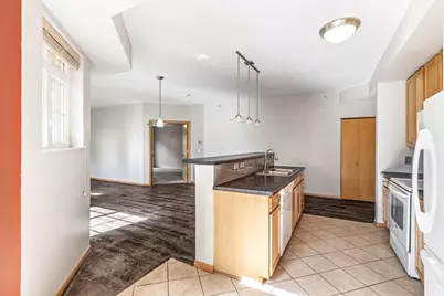 2405 39th Avenue NE #205, Saint Paul, MN 55421 - Photo 12