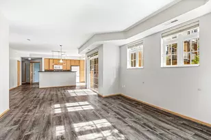2405 39th Ave NE, Saint Paul, MN 55421 - Photo 8