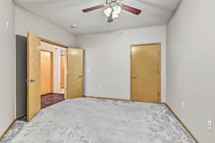 2405 39th Ave NE, Saint Paul, MN 55421 - Photo 20