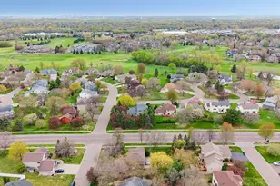 3800 Dunbar Ct, Brooklyn Park, MN 55443 - Photo 2
