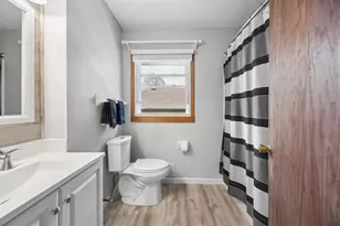 1618 McLean Ave, Saint Paul, MN 55106 - Photo 12