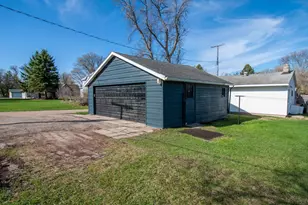 215 2nd Ave NW, Rothsay, MN 56579 - Photo 40