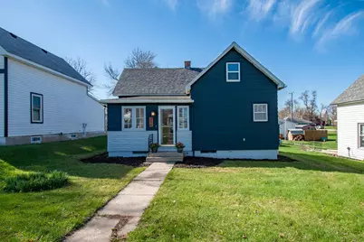 215 2nd Avenue NW, Rothsay, MN 56579 - Photo 1