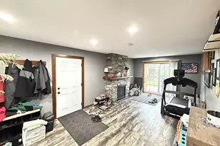 137 W 4th Street S, Cottonwood, MN 56229 - Photo 4