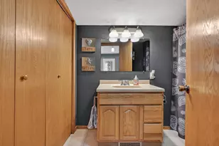 403 Lake St, Alexandria, MN 56308 - Photo 16