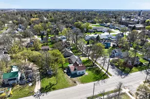 403 Lake St, Alexandria, MN 56308 - Photo 8