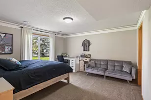 9016 Meadow Pl, Savage, MN 55378 - Photo 24