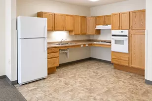 2107 Nobles St, Worthington, MN 56187 - Photo 4