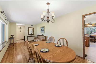 5955 Meadow Drive SE, Rochester, MN 55904 - Photo 4