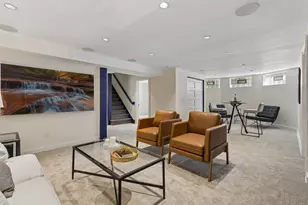 217 Penn Ave S, Minneapolis, MN 55405 - Photo 38