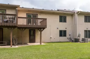 1813 6th Ave W, Shakopee, MN 55379 - Photo 34