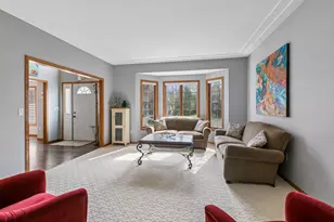 3655 Urbandale Ln N, Plymouth, MN 55446 - Photo 2