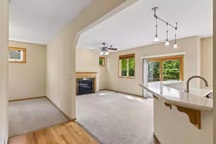 11409 Balsam Way, Woodbury, MN 55129 - Photo 12