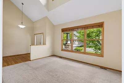 11409 Balsam Way, Woodbury, MN 55129 - Photo 10