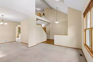 11409 Balsam Way, Woodbury, MN 55129 - Photo 10