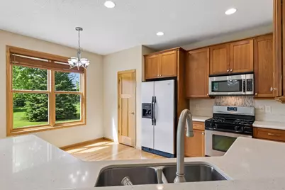 11409 Balsam Way, Woodbury, MN 55129 - Photo 14